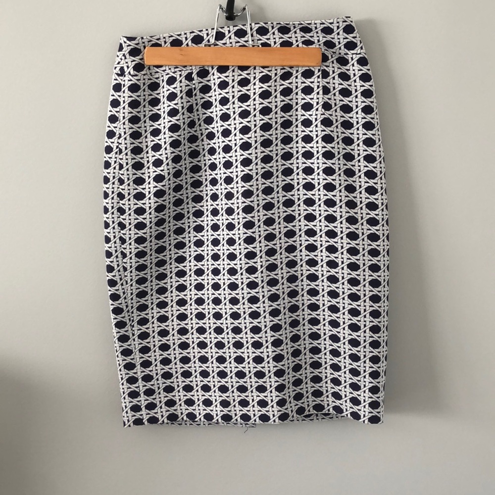 Banana Republic Pencil Skirt with Design